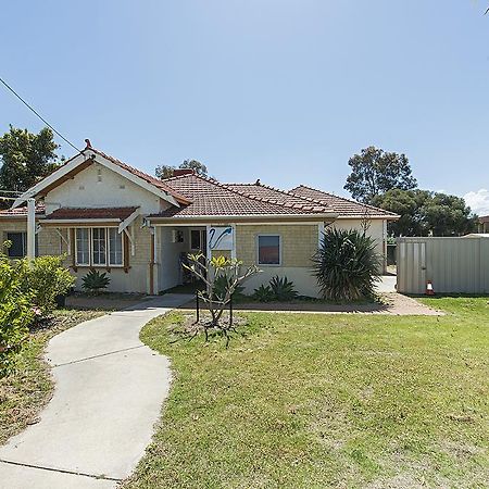 Victoria Park Lodge Perth Exterior photo