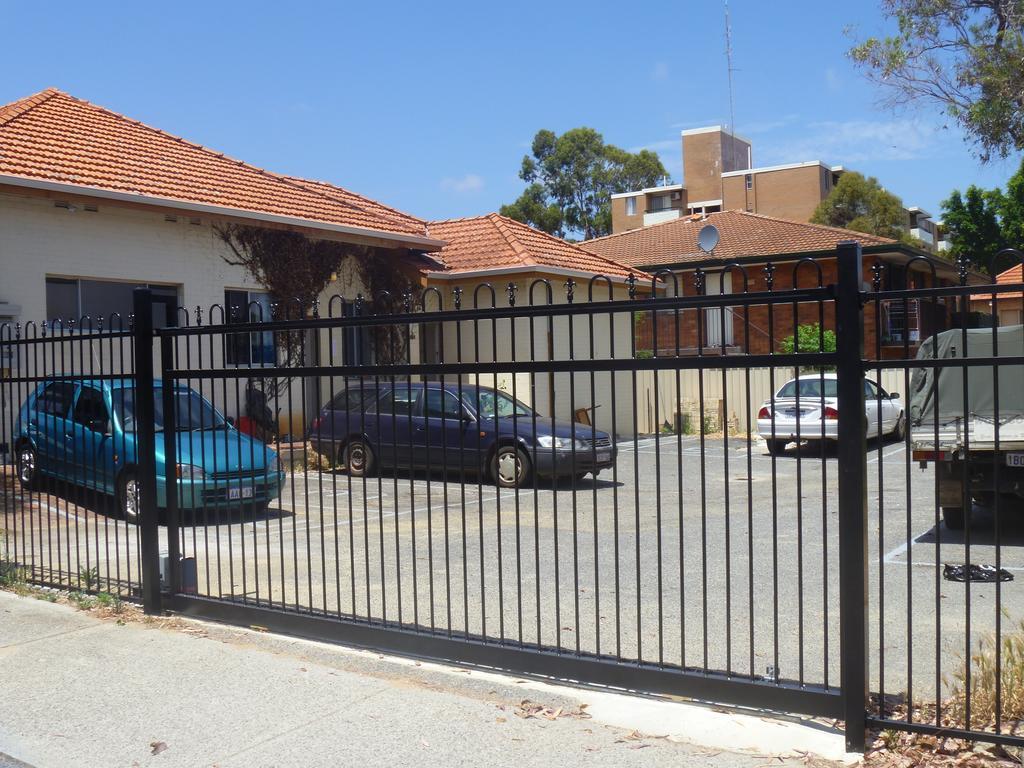 Victoria Park Lodge Perth Exterior photo