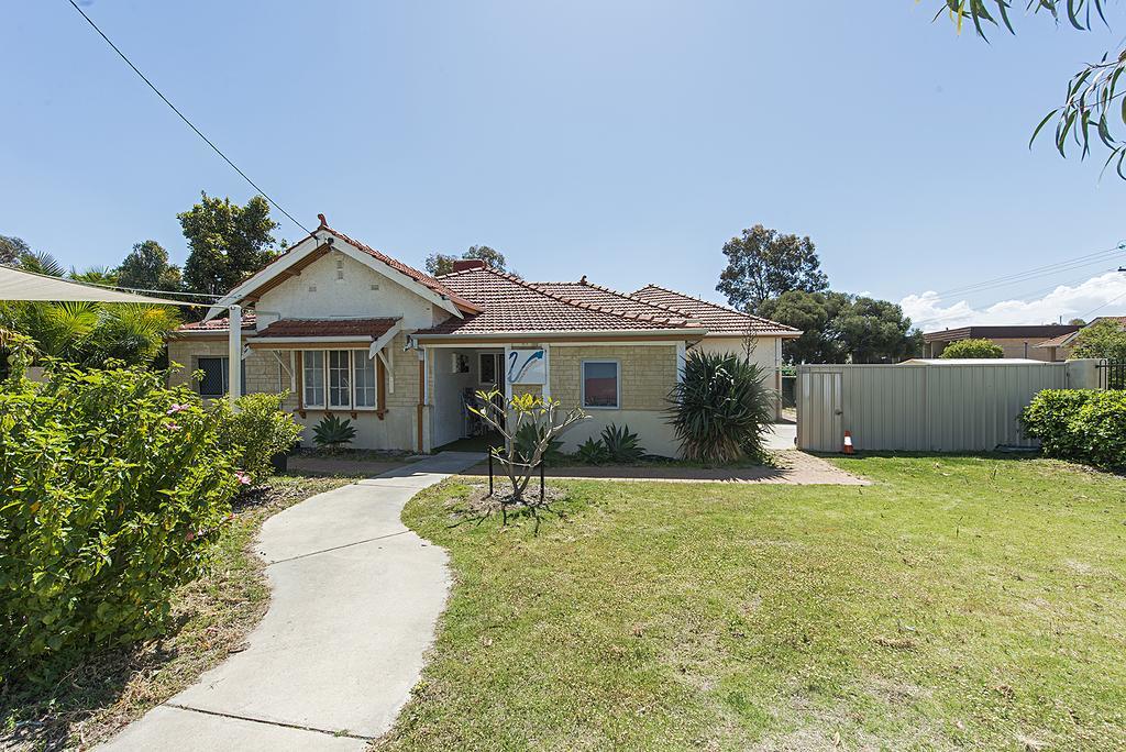 Victoria Park Lodge Perth Exterior photo